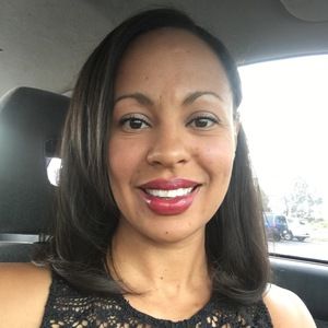 Meet your Posher, Shana